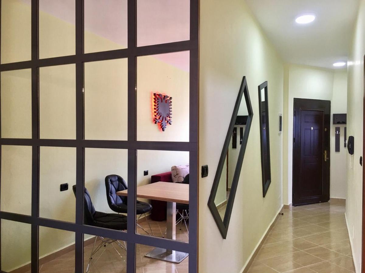 Luxury Holiday In Royal Apartment For King And Queen Sarandë Exterior foto