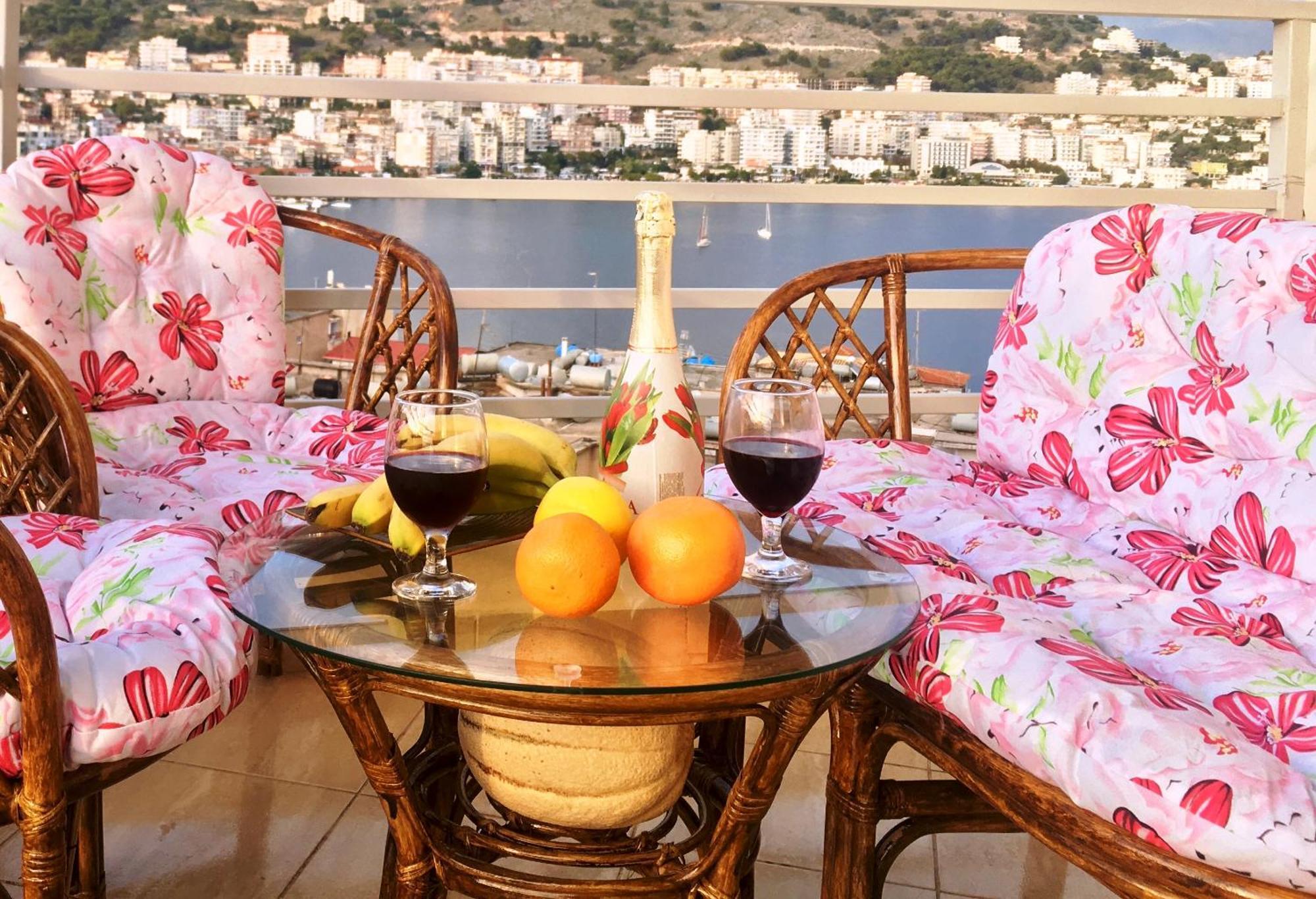Luxury Holiday In Royal Apartment For King And Queen Sarandë Exterior foto